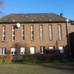 Mehrfamilienhaus vor dem Umbau ...